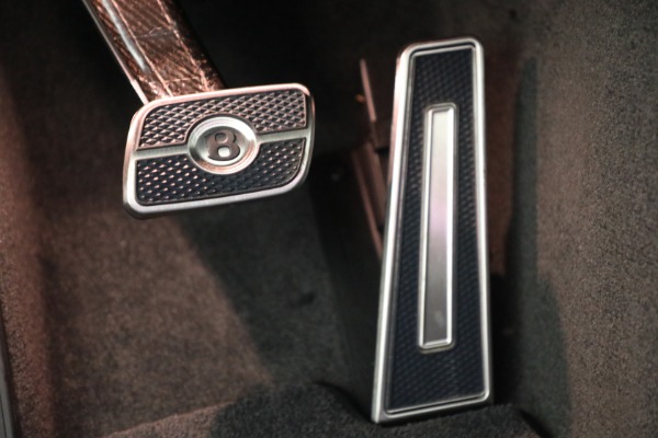 Used 2023 Bentley Continental GT Speed for sale $329,900 at Alfa Romeo of Westport in Westport CT 06880 27