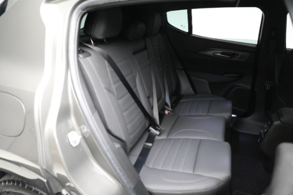 Used 2024 Alfa Romeo Tonale Veloce for sale $32,900 at Alfa Romeo of Westport in Westport CT 06880 26