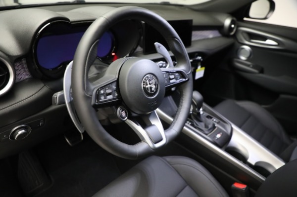 Used 2024 Alfa Romeo Tonale Veloce for sale $32,900 at Alfa Romeo of Westport in Westport CT 06880 27