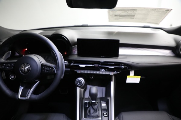 Used 2024 Alfa Romeo Tonale Veloce for sale $32,900 at Alfa Romeo of Westport in Westport CT 06880 28