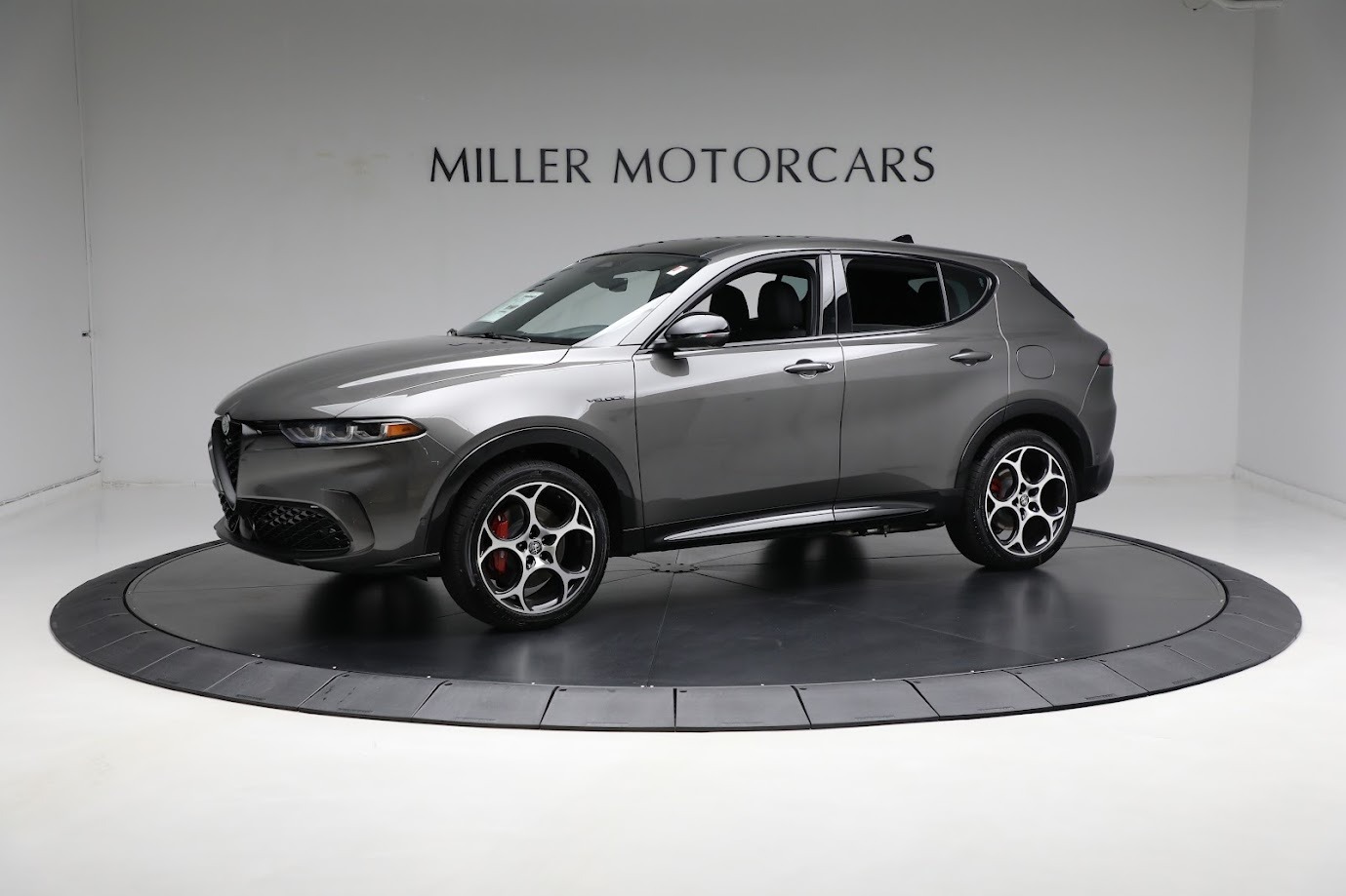 Used 2024 Alfa Romeo Tonale Veloce for sale $32,900 at Alfa Romeo of Westport in Westport CT 06880 1