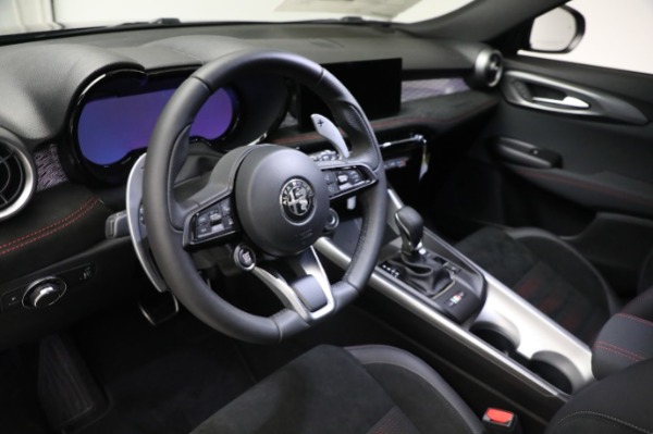 Used 2024 Alfa Romeo Tonale Veloce for sale $28,900 at Alfa Romeo of Westport in Westport CT 06880 23