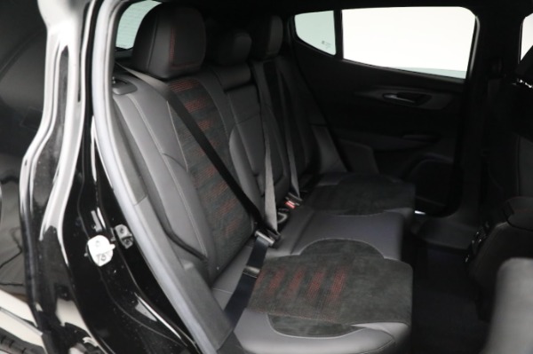 Used 2024 Alfa Romeo Tonale Veloce for sale $28,900 at Alfa Romeo of Westport in Westport CT 06880 27