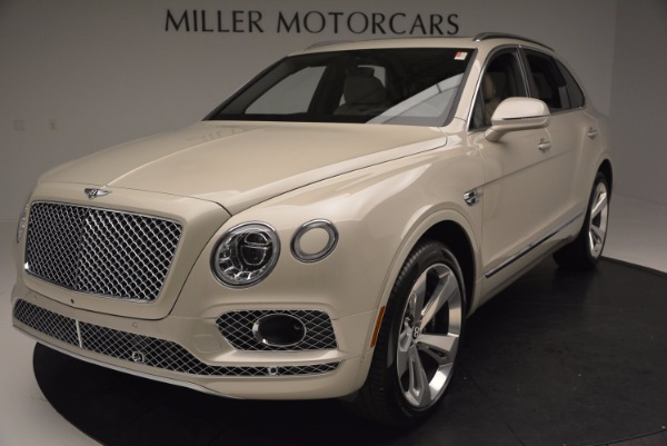 Used 2017 Bentley Bentayga for sale Sold at Alfa Romeo of Westport in Westport CT 06880 13