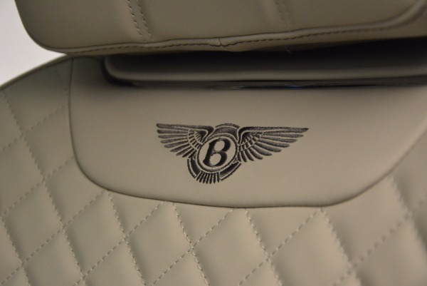 Used 2017 Bentley Bentayga for sale Sold at Alfa Romeo of Westport in Westport CT 06880 26