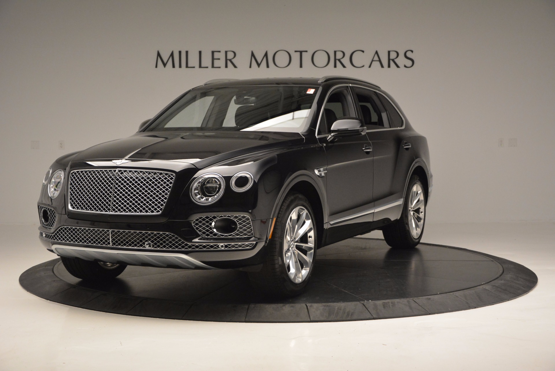 Used 2017 Bentley Bentayga W12 for sale Sold at Alfa Romeo of Westport in Westport CT 06880 1