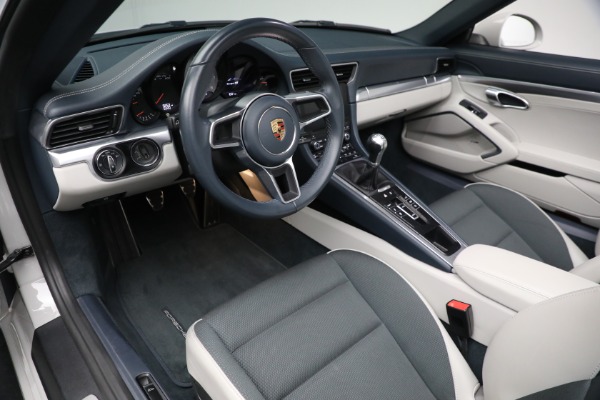 Used 2019 Porsche 911 Targa 4S for sale Sold at Alfa Romeo of Westport in Westport CT 06880 18