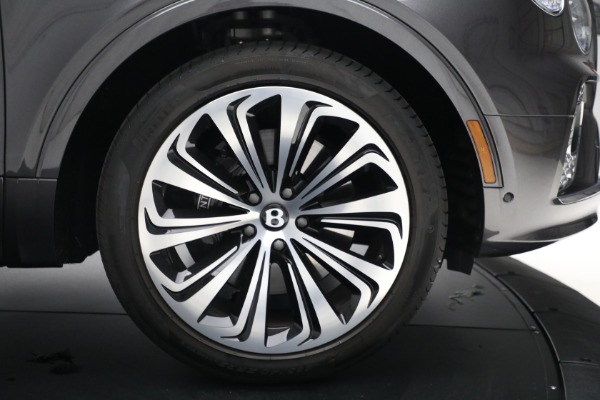 New 2023 Bentley Bentayga Azure Hybrid for sale $224,900 at Alfa Romeo of Westport in Westport CT 06880 16
