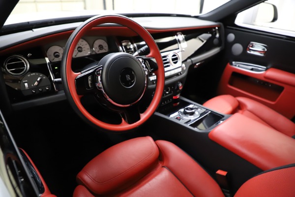 Used 2017 Rolls-Royce Ghost for sale $209,900 at Alfa Romeo of Westport in Westport CT 06880 16