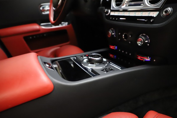 Used 2017 Rolls-Royce Ghost for sale $209,900 at Alfa Romeo of Westport in Westport CT 06880 24