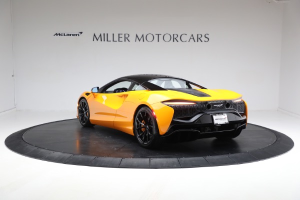 Used 2024 McLaren Artura Performance for sale Call for price at Alfa Romeo of Westport in Westport CT 06880 7