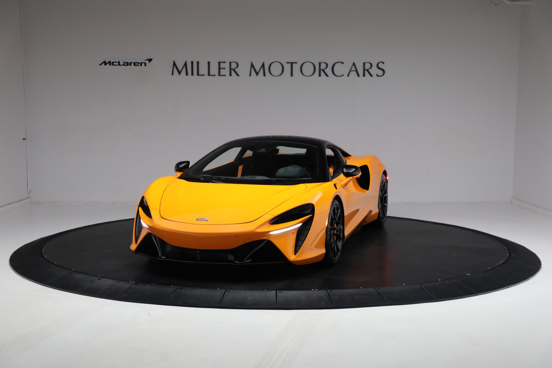 Used 2024 McLaren Artura Performance for sale Call for price at Alfa Romeo of Westport in Westport CT 06880 1
