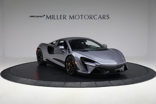 Used 2024 McLaren Artura Performance for sale $185,900 at Alfa Romeo of Westport in Westport CT 06880 11