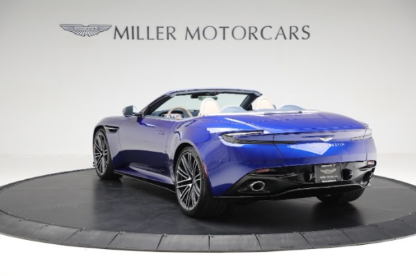 Used 2024 Aston Martin DB12 Volante for sale $289,900 at Alfa Romeo of Westport in Westport CT 06880 4