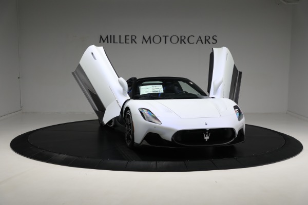 New 2023 Maserati MC20 Cielo for sale Sold at Alfa Romeo of Westport in Westport CT 06880 24