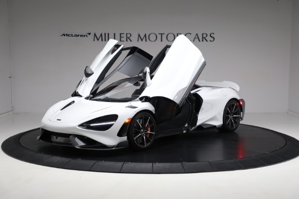 Used 2021 McLaren 765LT for sale $469,900 at Alfa Romeo of Westport in Westport CT 06880 13