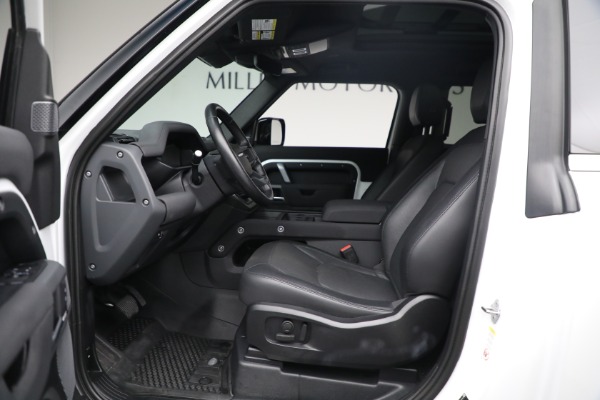 Used 2023 Land Rover Defender 90 X-Dynamic SE for sale $72,900 at Alfa Romeo of Westport in Westport CT 06880 13