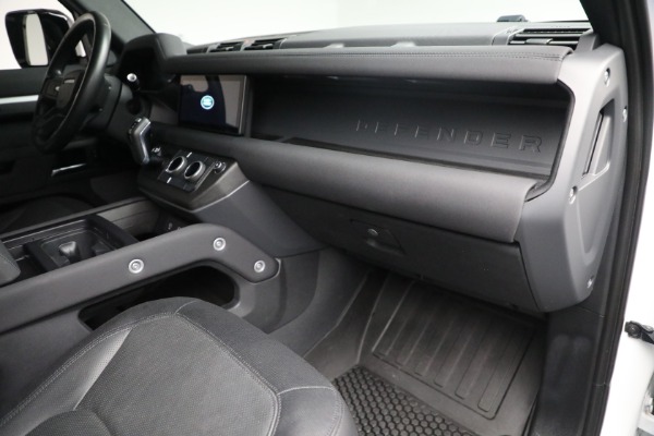 Used 2023 Land Rover Defender 90 X-Dynamic SE for sale $72,900 at Alfa Romeo of Westport in Westport CT 06880 21