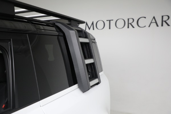 Used 2023 Land Rover Defender 90 X-Dynamic SE for sale Sold at Alfa Romeo of Westport in Westport CT 06880 27