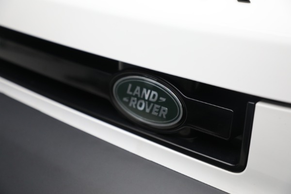 Used 2023 Land Rover Defender 90 X-Dynamic SE for sale $72,900 at Alfa Romeo of Westport in Westport CT 06880 28
