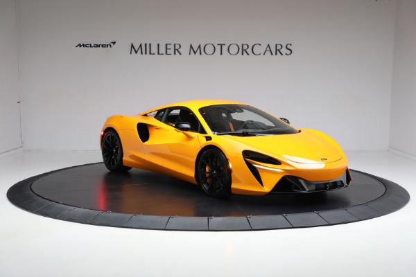 New 2024 McLaren Artura for sale Sold at Alfa Romeo of Westport in Westport CT 06880 11
