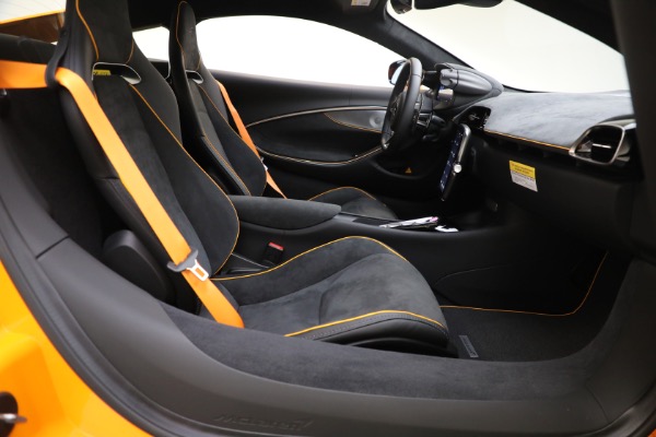 New 2024 McLaren Artura for sale Sold at Alfa Romeo of Westport in Westport CT 06880 23