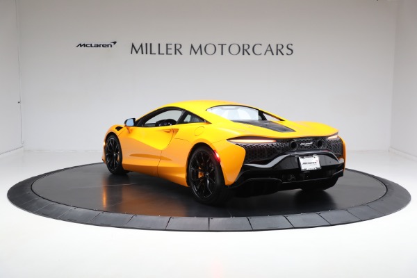 New 2024 McLaren Artura for sale Sold at Alfa Romeo of Westport in Westport CT 06880 5