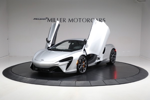 New 2024 McLaren Artura TechLux for sale Sold at Alfa Romeo of Westport in Westport CT 06880 12
