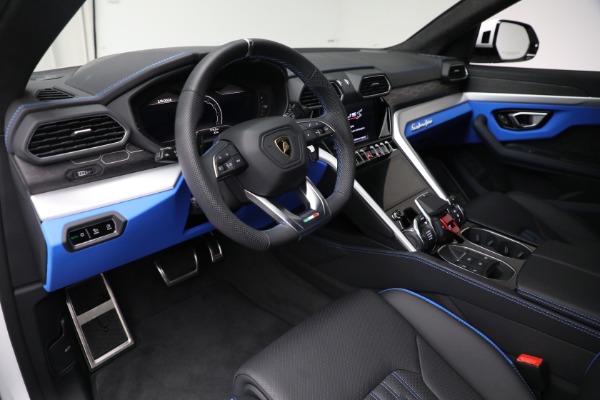 Used 2024 Lamborghini Urus S for sale $305,900 at Alfa Romeo of Westport in Westport CT 06880 13