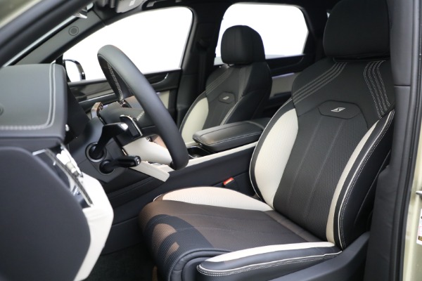 New 2023 Bentley Bentayga S V8 for sale $249,900 at Alfa Romeo of Westport in Westport CT 06880 17