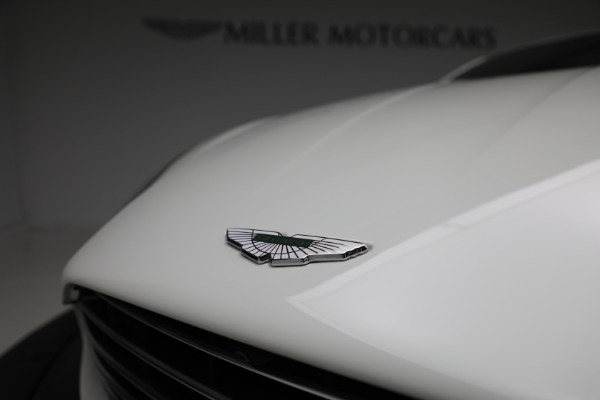 Used 2018 Aston Martin DB11 V8 for sale Call for price at Alfa Romeo of Westport in Westport CT 06880 21