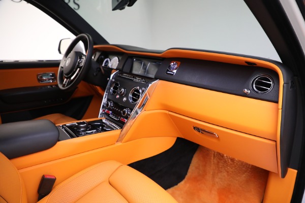 Used 2022 Rolls-Royce Cullinan for sale Sold at Alfa Romeo of Westport in Westport CT 06880 28