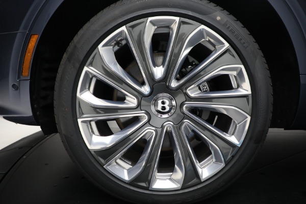 New 2024 Bentley Bentayga EWB Mulliner V8 for sale $344,080 at Alfa Romeo of Westport in Westport CT 06880 19