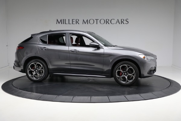 Used 2022 Alfa Romeo Stelvio Veloce for sale Sold at Alfa Romeo of Westport in Westport CT 06880 21