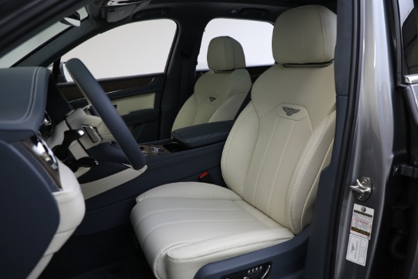 New 2024 Bentley Bentayga V8 for sale Sold at Alfa Romeo of Westport in Westport CT 06880 19