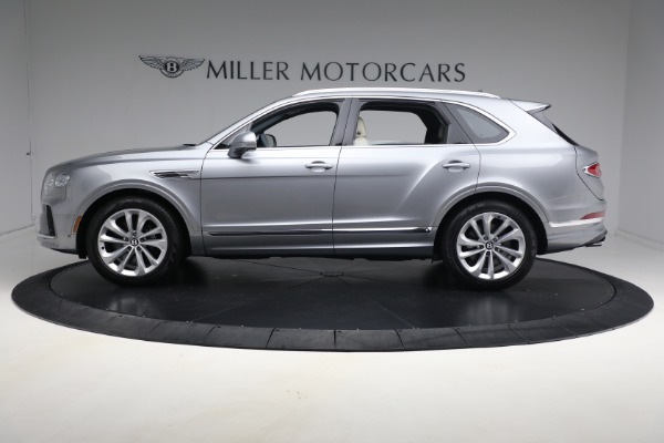 New 2024 Bentley Bentayga V8 for sale $234,190 at Alfa Romeo of Westport in Westport CT 06880 4