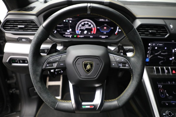 Used 2021 Lamborghini Urus for sale $212,900 at Alfa Romeo of Westport in Westport CT 06880 21