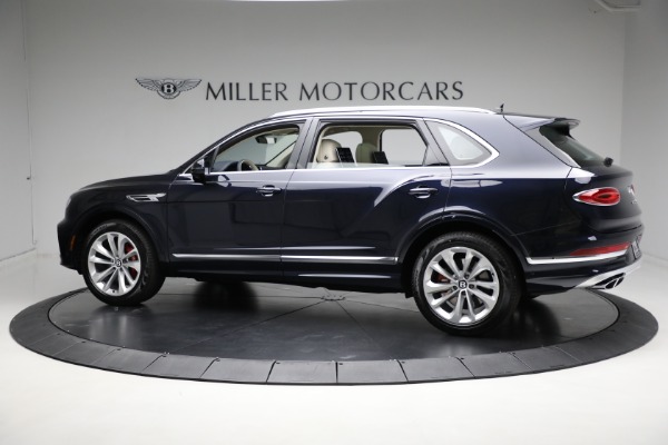 New 2024 Bentley Bentayga EWB V8 for sale $204,900 at Alfa Romeo of Westport in Westport CT 06880 5