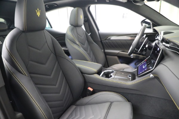 New 2024 Maserati Grecale Trofeo for sale Sold at Alfa Romeo of Westport in Westport CT 06880 24
