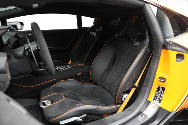 Used 2023 Lamborghini Huracan Sterrato for sale Sold at Alfa Romeo of Westport in Westport CT 06880 14