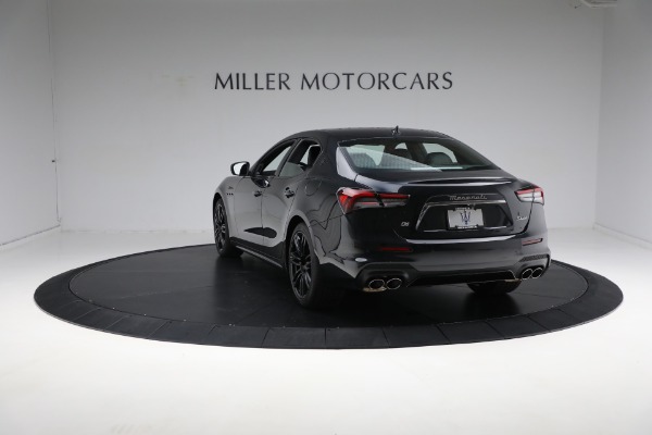 Used 2024 Maserati Ghibli Modena Ultima Q4 for sale $69,900 at Alfa Romeo of Westport in Westport CT 06880 11