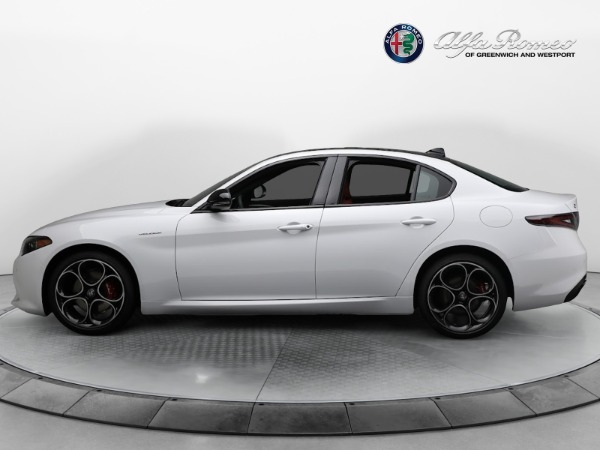New 2024 Alfa Romeo Giulia Veloce for sale $55,060 at Alfa Romeo of Westport in Westport CT 06880 7
