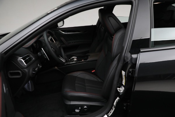 New 2024 Maserati Ghibli Modena Ultima Q4 for sale Sold at Alfa Romeo of Westport in Westport CT 06880 24