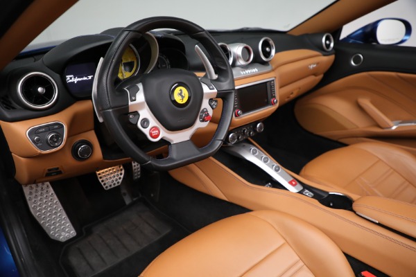 Used 2016 Ferrari California T for sale Sold at Alfa Romeo of Westport in Westport CT 06880 19