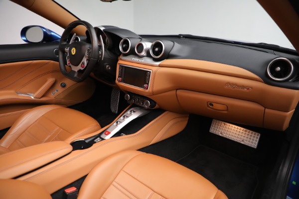 Used 2016 Ferrari California T for sale Sold at Alfa Romeo of Westport in Westport CT 06880 23
