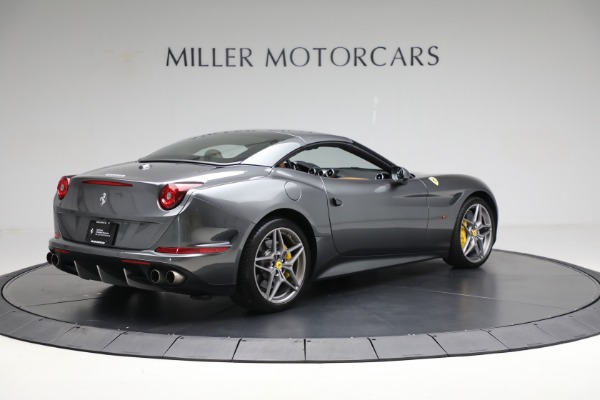 Used 2015 Ferrari California T for sale $142,900 at Alfa Romeo of Westport in Westport CT 06880 16