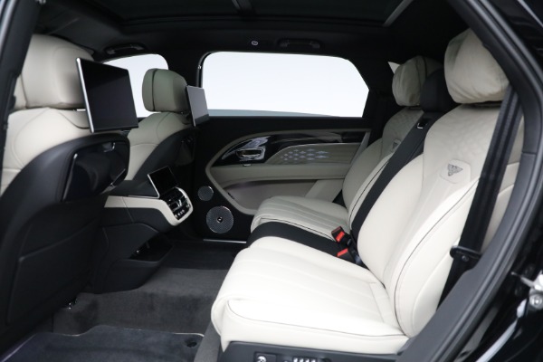 New 2024 Bentley Bentayga EWB Azure V8 for sale $317,660 at Alfa Romeo of Westport in Westport CT 06880 27