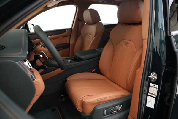 New 2024 Bentley Bentayga V8 for sale $252,225 at Alfa Romeo of Westport in Westport CT 06880 18