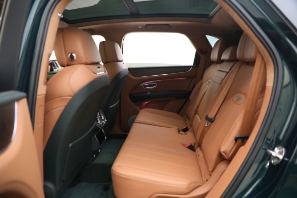 New 2024 Bentley Bentayga V8 for sale $252,225 at Alfa Romeo of Westport in Westport CT 06880 22