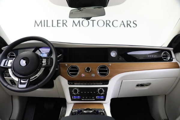 Used 2022 Rolls-Royce Ghost for sale Sold at Alfa Romeo of Westport in Westport CT 06880 4
